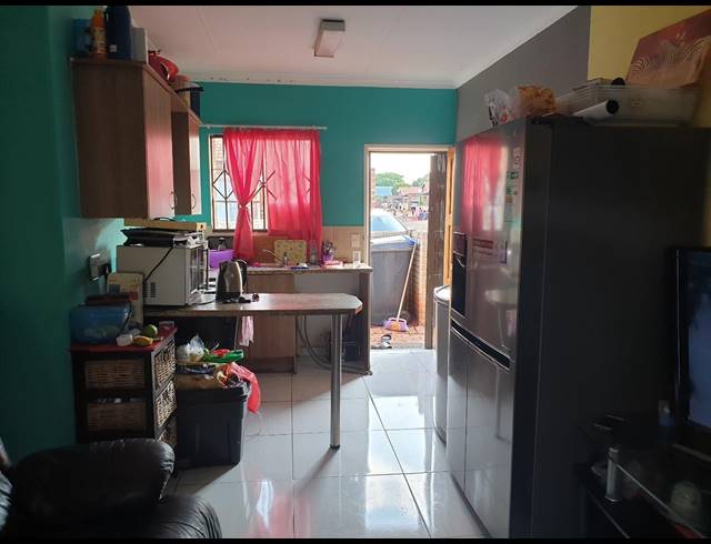 2 BEDROOM APARTMENT SOLD IN THE ORCHARDS